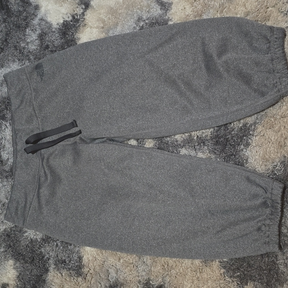 Northface women's joggers.